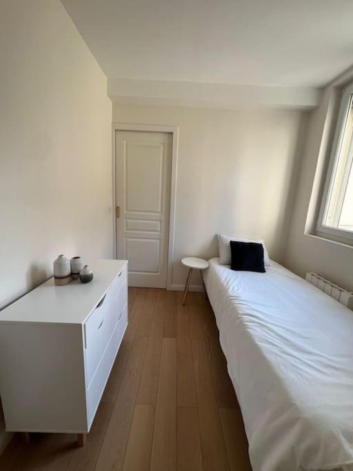 Charmant Appartement Alesia Paris Exterior photo