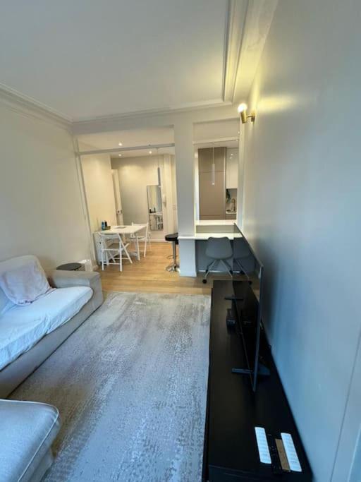 Charmant Appartement Alesia Paris Exterior photo